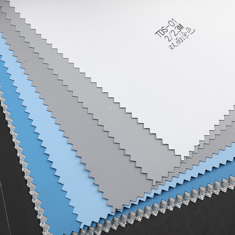 TDS 200/230 cm dubbelt ansiktsfärgad lim 100 % mörkläggning rullgardintyg